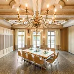 Bauer Hotel Und Restaurant 